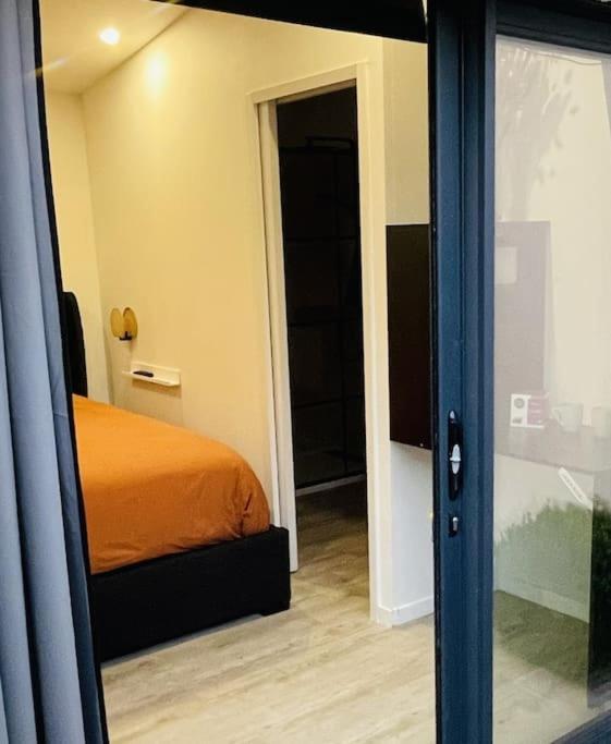 Appartement 5 Min Airport Aeroport - Shuttle Navette - Parking à Bonlier Extérieur photo